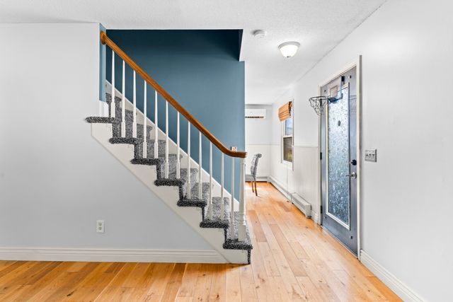 10 Rounseville St, New Bedford, MA 02745