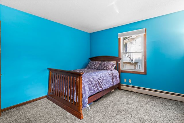 10 Rounseville St, New Bedford, MA 02745