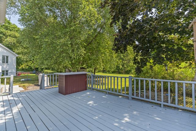 10 Rounseville St, New Bedford, MA 02745