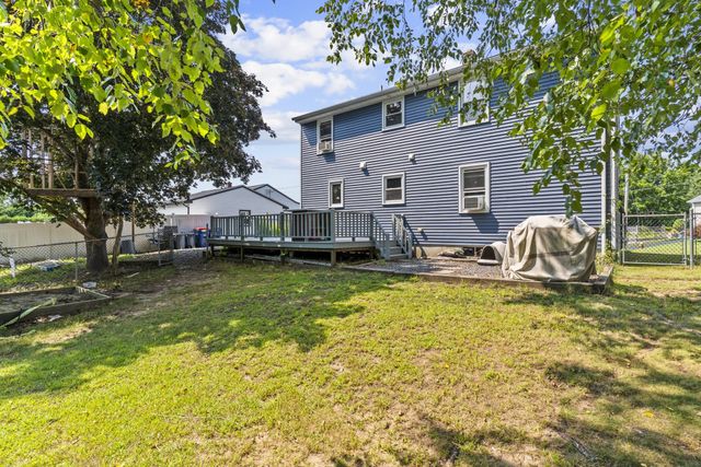 10 Rounseville St, New Bedford, MA 02745