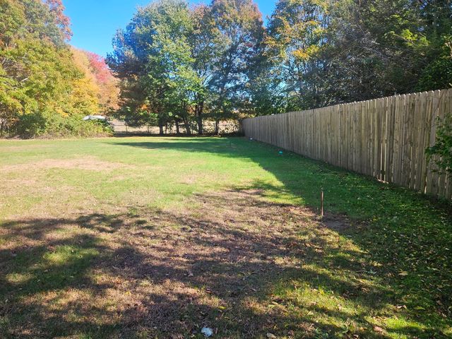 10 Rounseville St, New Bedford, MA 02745