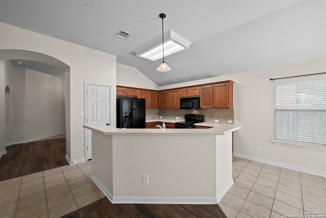 132 Niemietz Cove, Cibolo, TX 78108