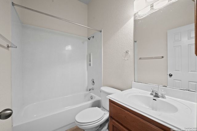 132 Niemietz Cove, Cibolo, TX 78108