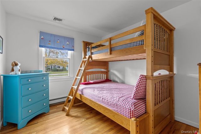 56 Dougs Lane, South Jamesport, NY 11970