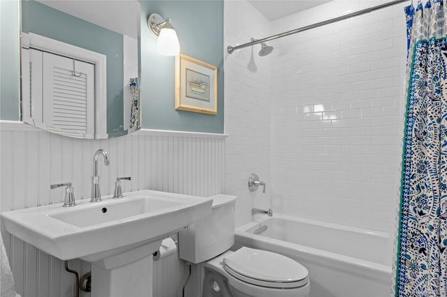 56 Dougs Lane, South Jamesport, NY 11970