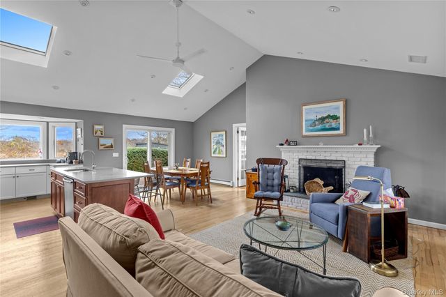 56 Dougs Lane, South Jamesport, NY 11970