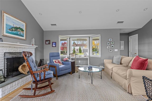 56 Dougs Lane, South Jamesport, NY 11970