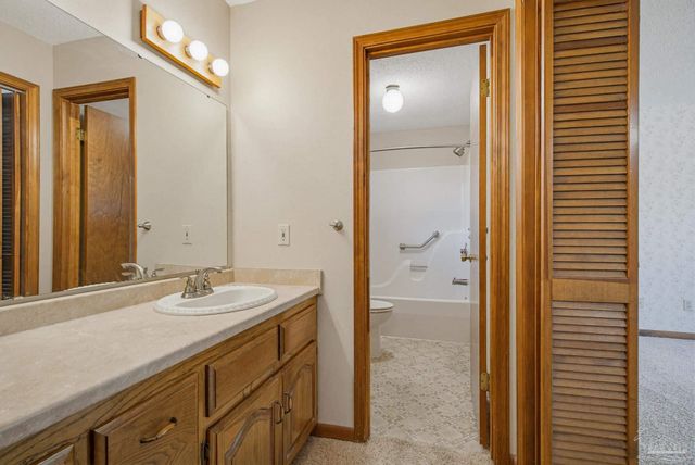 8217 Squire Rd, Pensacola, FL 32514