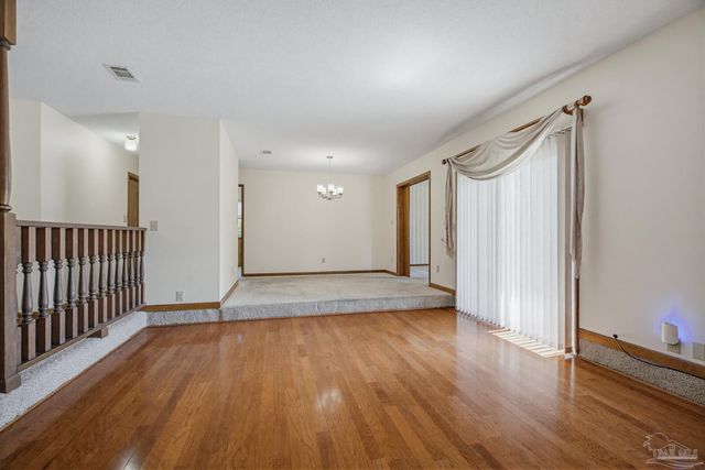 8217 Squire Rd, Pensacola, FL 32514