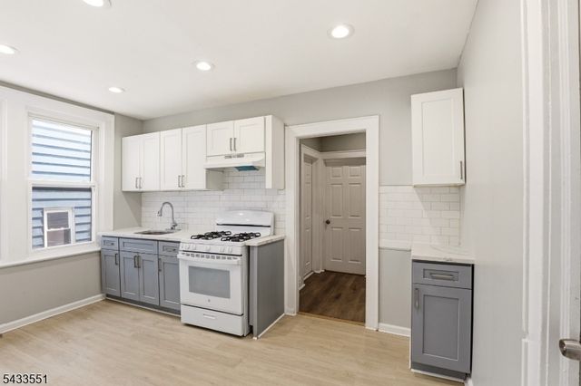 28 Underwood St, Newark City, NJ 07106