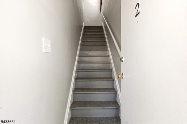 28 Underwood St, Newark City, NJ 07106