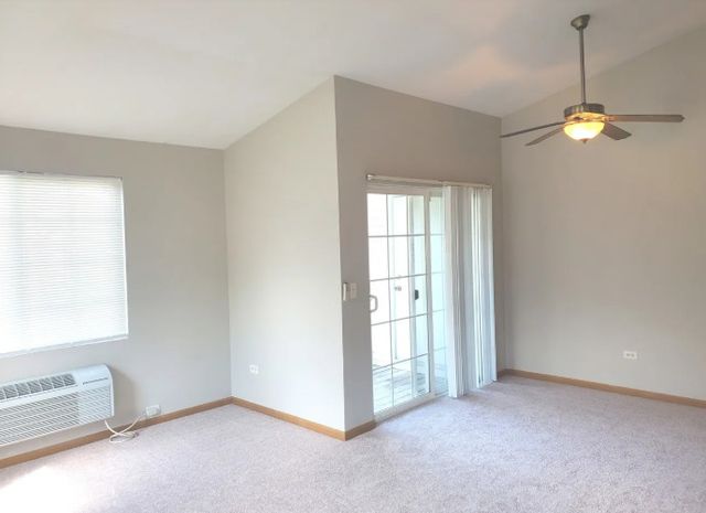 1449 McClure Road 1449, Aurora, IL 60505