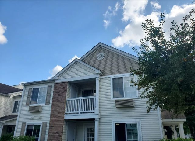 1449 McClure Road 1449, Aurora, IL 60505