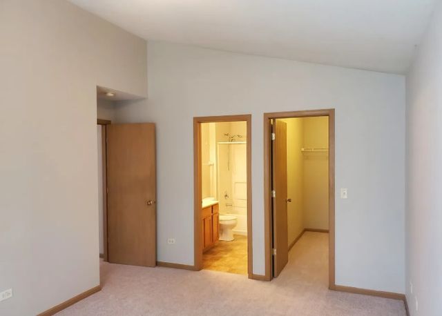 1449 McClure Road 1449, Aurora, IL 60505