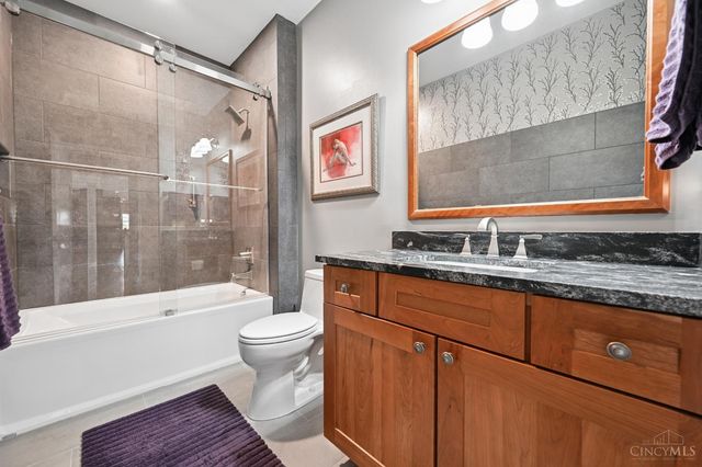 9867 Laurel Glen Drive, Hamilton Twp, OH 45140