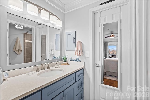 18789 Vineyard Point Lane, Cornelius, NC 28031