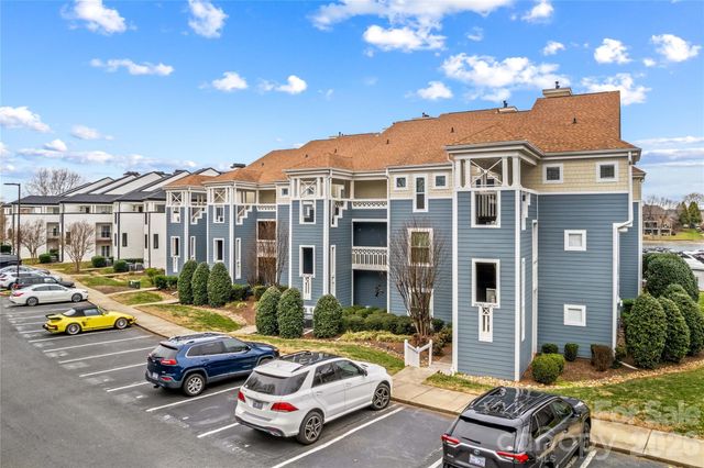 18789 Vineyard Point Lane, Cornelius, NC 28031