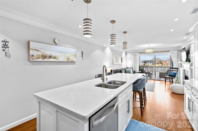 18789 Vineyard Point Lane, Cornelius, NC 28031