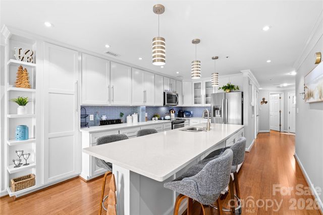 18789 Vineyard Point Lane, Cornelius, NC 28031