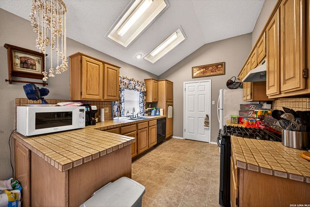 1239 Crumpet, San Antonio, TX 78253