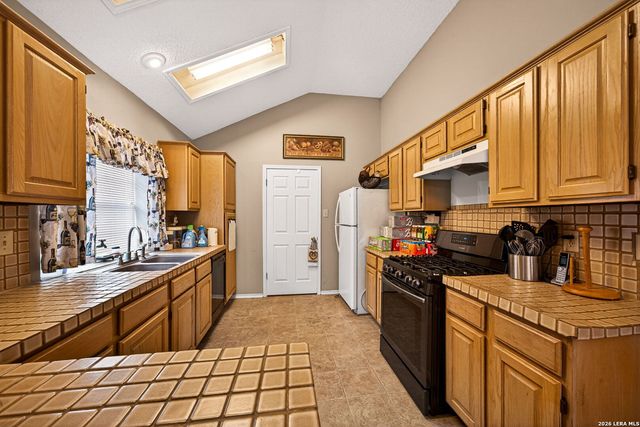 1239 Crumpet, San Antonio, TX 78253