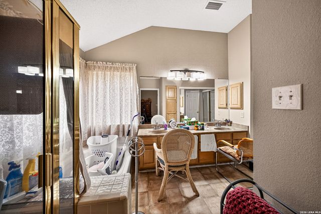 1239 Crumpet, San Antonio, TX 78253