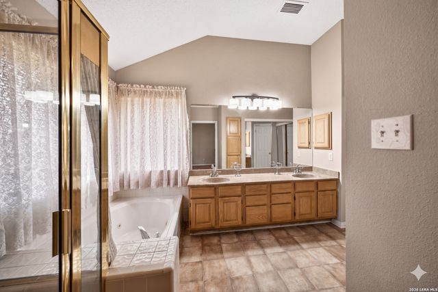 1239 Crumpet, San Antonio, TX 78253