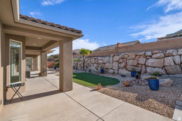 1425 W WILD SAGE DR, St. George, UT 84790