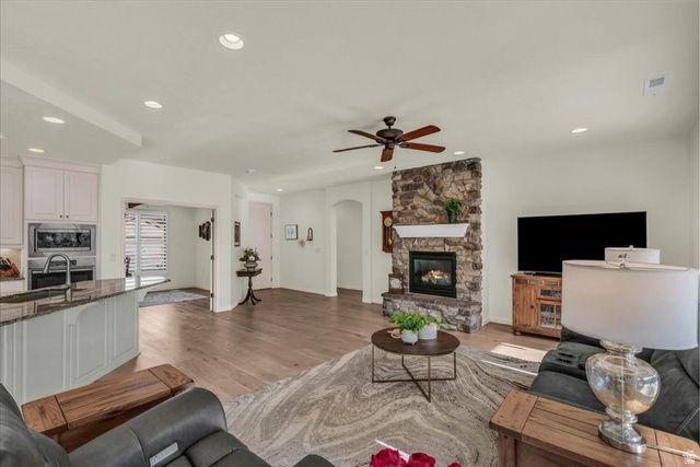 1425 W WILD SAGE DR, St. George, UT 84790