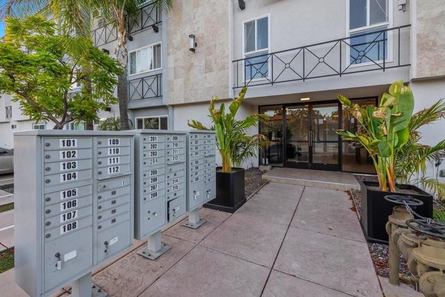 1030 Robinson Ave 207, San Diego, CA 92103