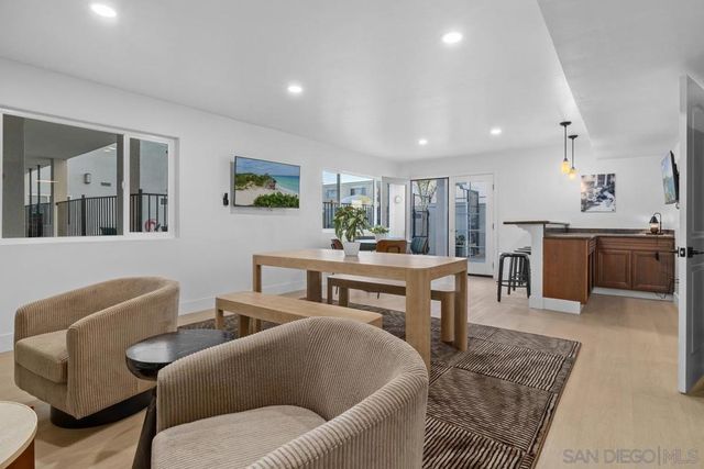 1030 Robinson Ave 207, San Diego, CA 92103