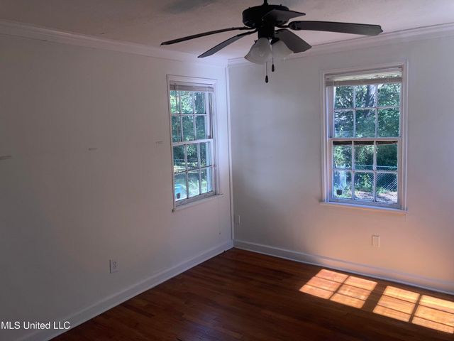 4816 Maplewood Dr, Jackson, MS 39206