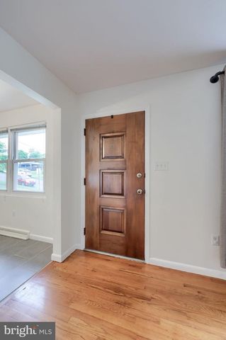 103 OAK KNOLL RD, New Cumberland, PA 17070