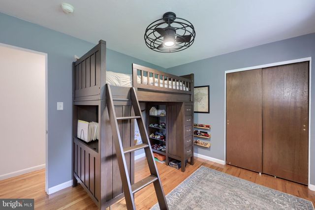 103 OAK KNOLL RD, New Cumberland, PA 17070