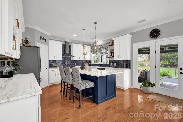 2012 Arbor Vista Drive, Charlotte, NC 28262