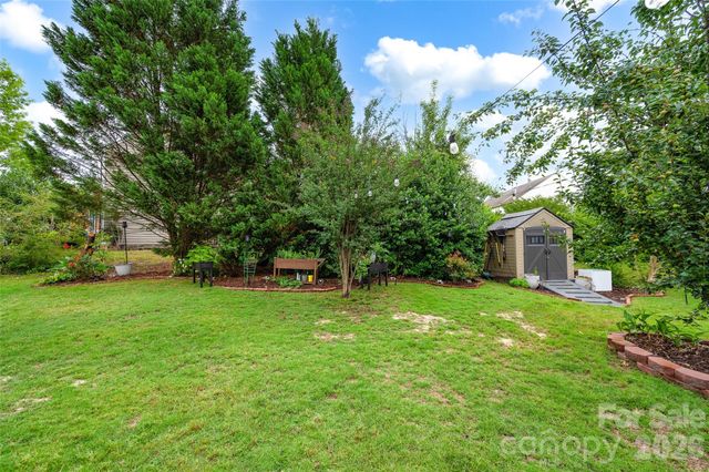 2012 Arbor Vista Drive, Charlotte, NC 28262