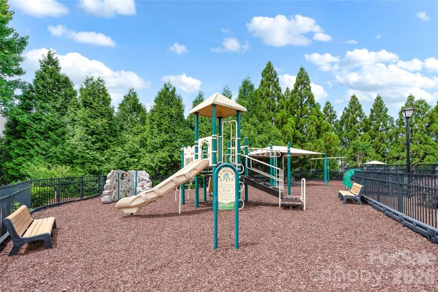 2012 Arbor Vista Drive, Charlotte, NC 28262