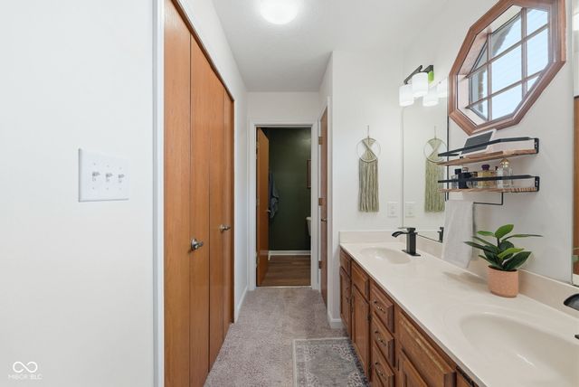1106 Acadia Court, Indianapolis, IN 46217