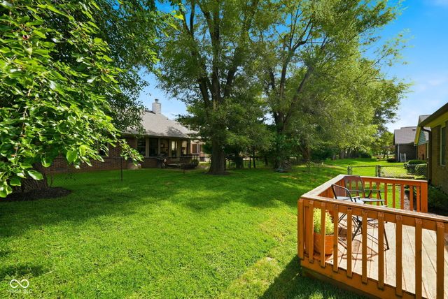 1106 Acadia Court, Indianapolis, IN 46217