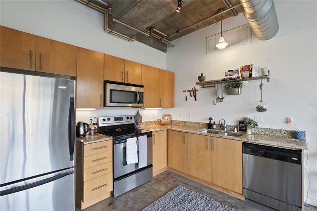 1001 Belleview Street 402, Dallas, TX 75215