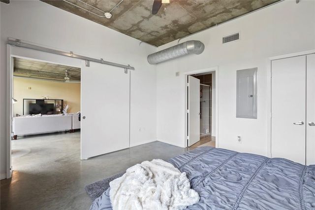 1001 Belleview Street 402, Dallas, TX 75215