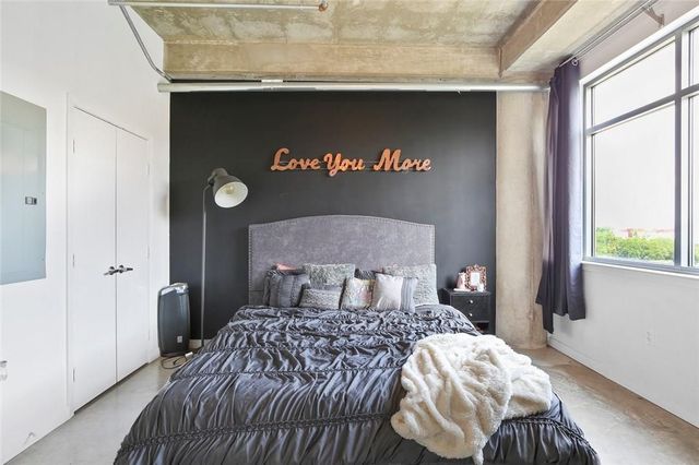 1001 Belleview Street 402, Dallas, TX 75215