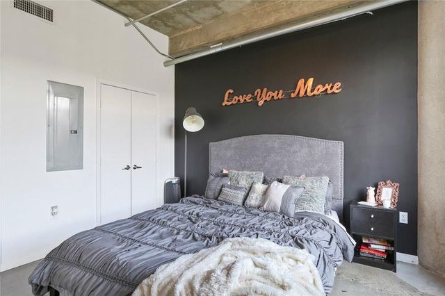 1001 Belleview Street 402, Dallas, TX 75215