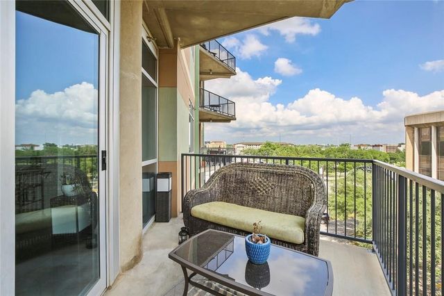 1001 Belleview Street 402, Dallas, TX 75215