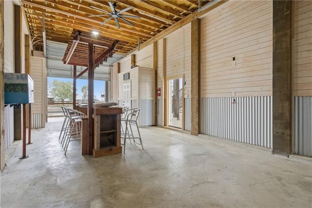 142-143 Channelview Road, Rockport, TX 78382