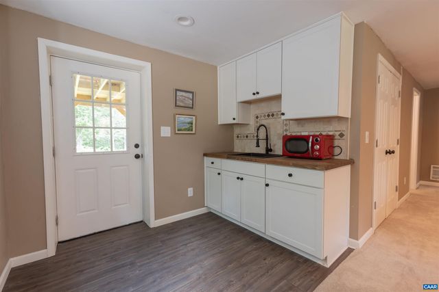 2550 PROFFIT RD, Charlottesville, VA 22911