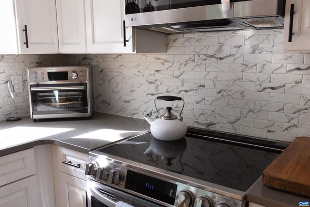2550 PROFFIT RD, Charlottesville, VA 22911