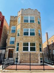 7408 N Hoyne Avenue 3, Chicago, IL 60645