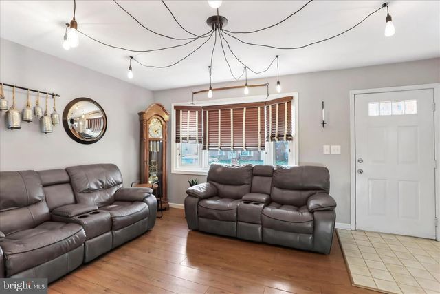 1108 W IRVIN AVE W, Hagerstown, MD 21742