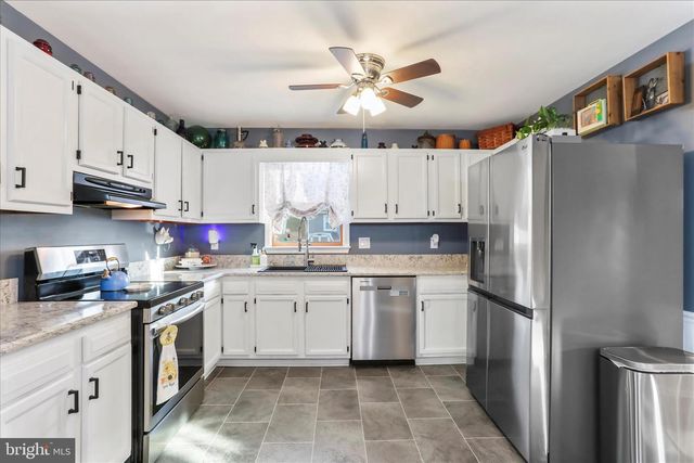 1108 W IRVIN AVE W, Hagerstown, MD 21742